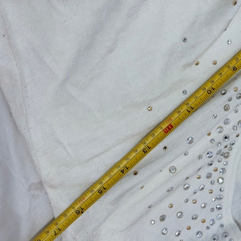 Cache Stunning White striped Rhinestone Detailing V-Neck Sweater Long Sleeve Top - Picture 8 of 11